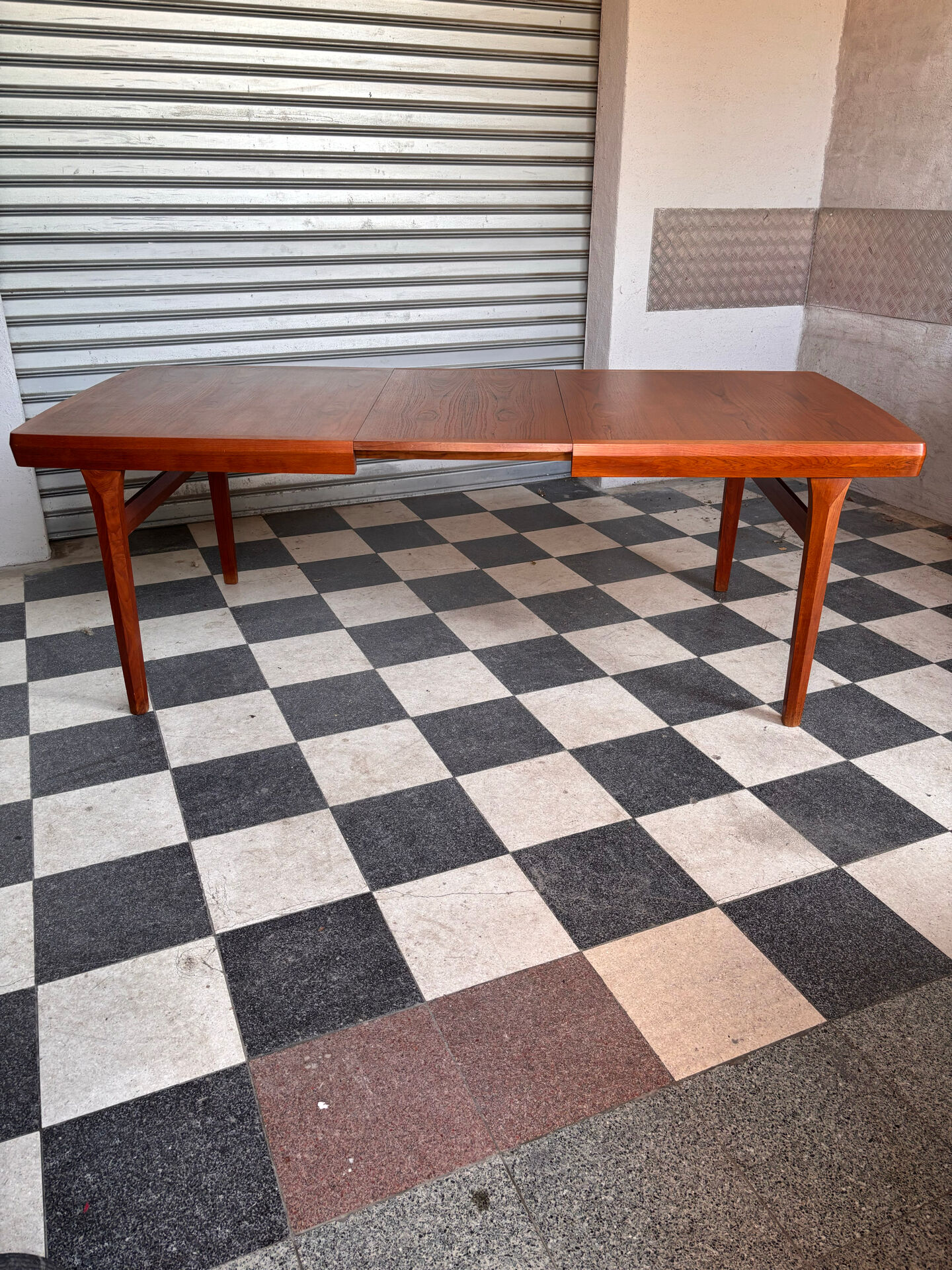 Table scandinave en teck