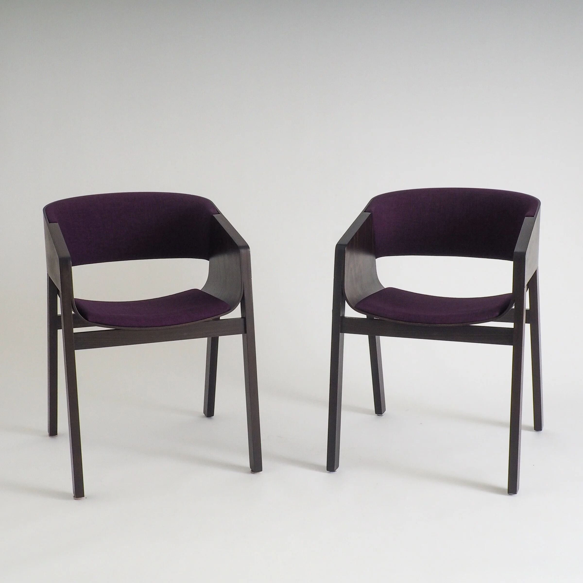 Ensemble de 2 fauteuils magnifiques par TON