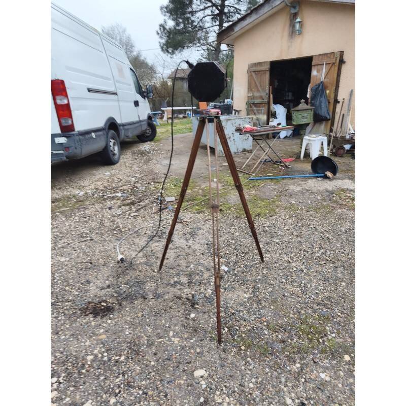 Floor lamp cinema spotlight