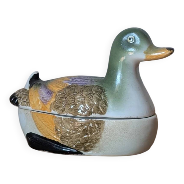 Petit canard en céramique