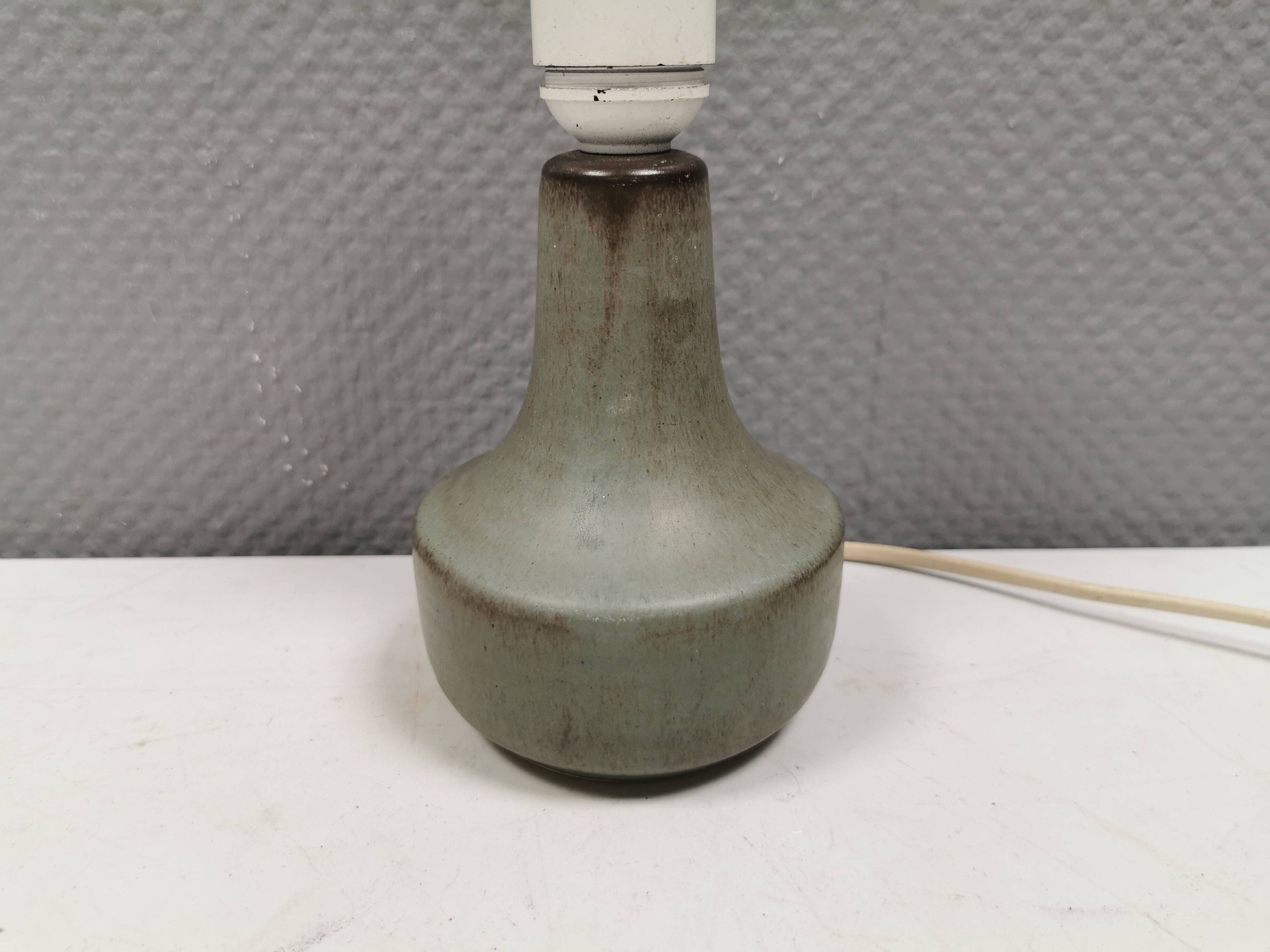 Small ceramic table lamp, Danish from the 1980s.
