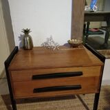 Scandinavian table