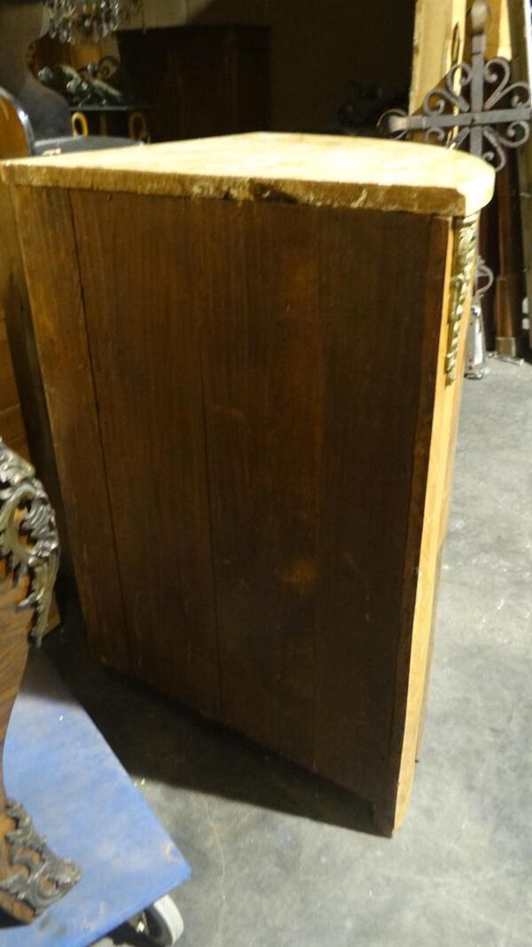 Encoignure de style directoire marqueté