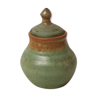 Pot with water green enamelled sandstone lid