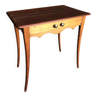 Table d'appoint en bois fruitier style louis XV avec un tiroir