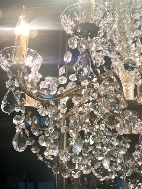 Candle with tassels 8 lights