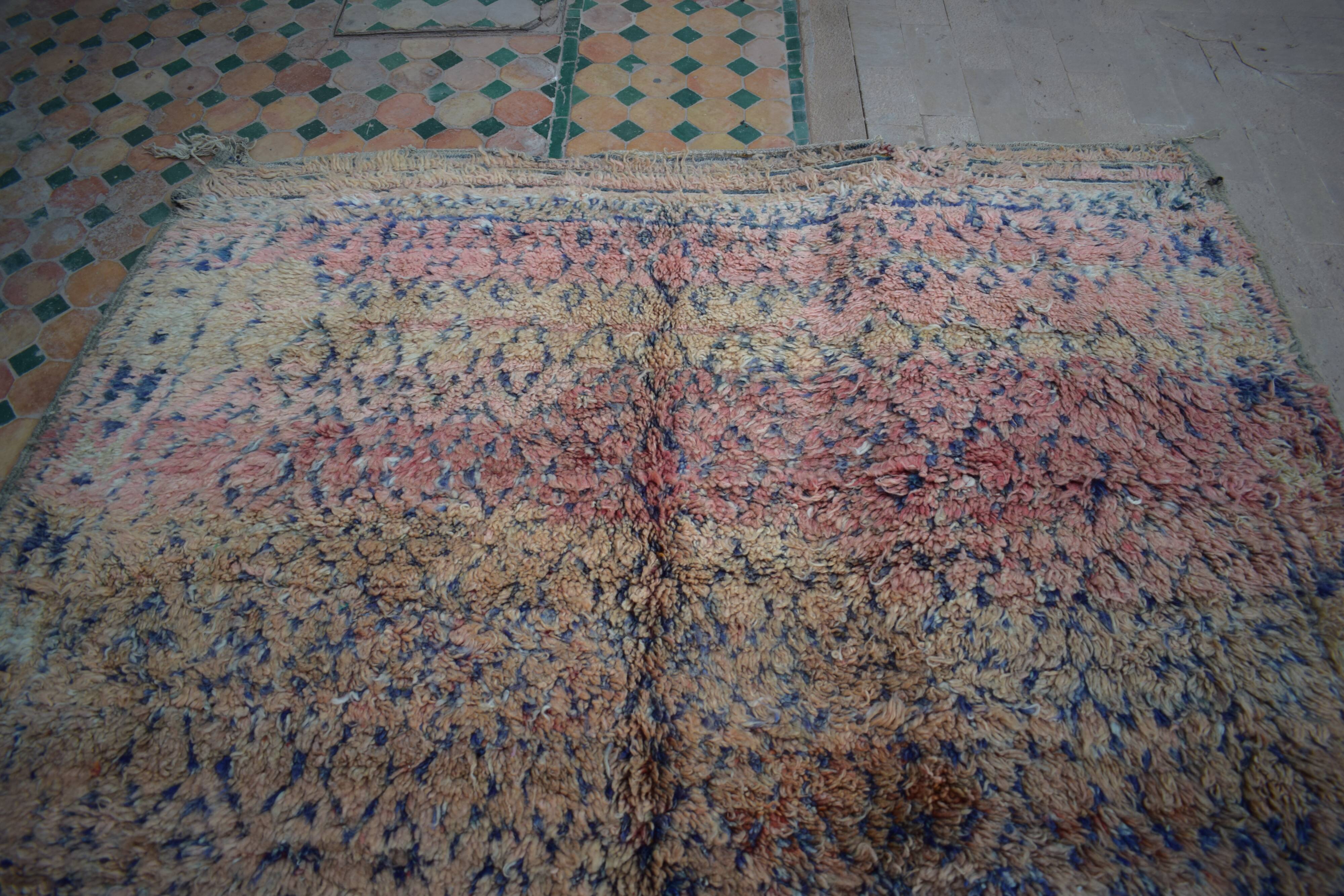 Vintage moroccan berber rug, 228x190 cm