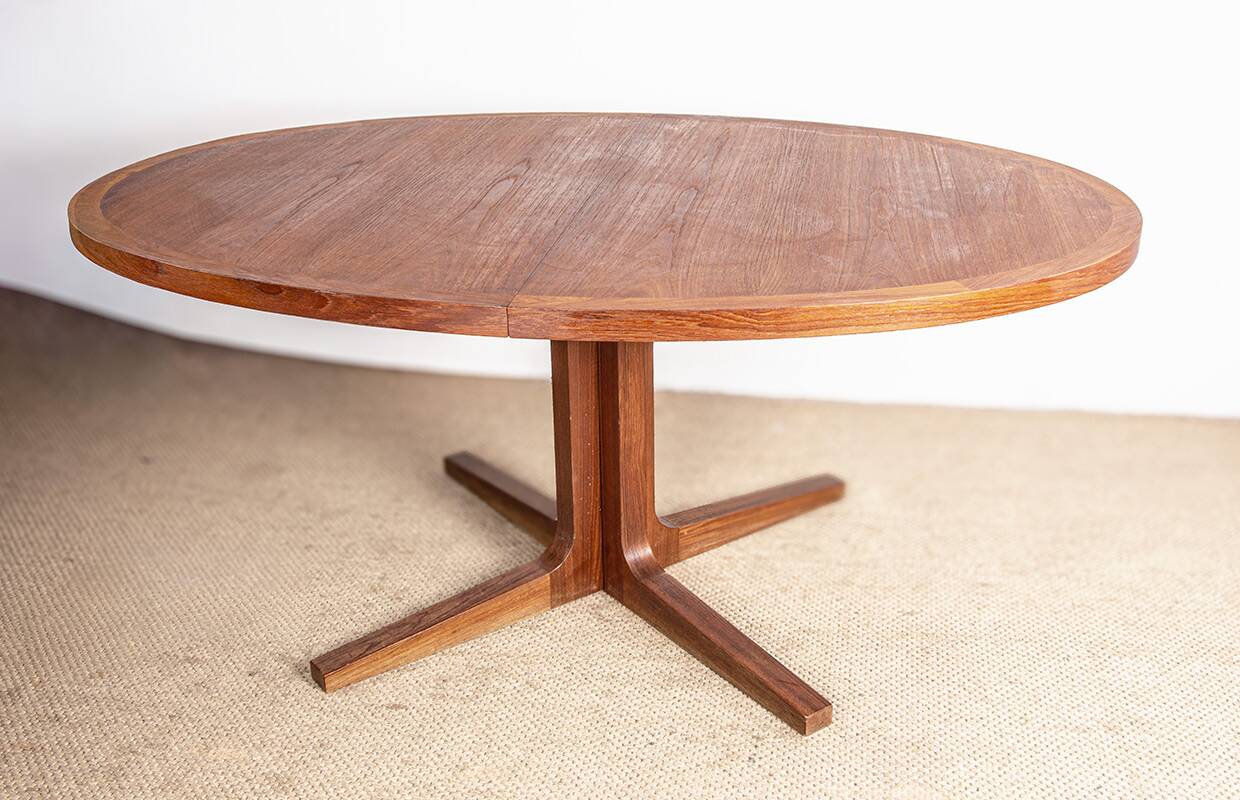 Very large Danish dining table in teak, oval and extendable, Dyrlund.
