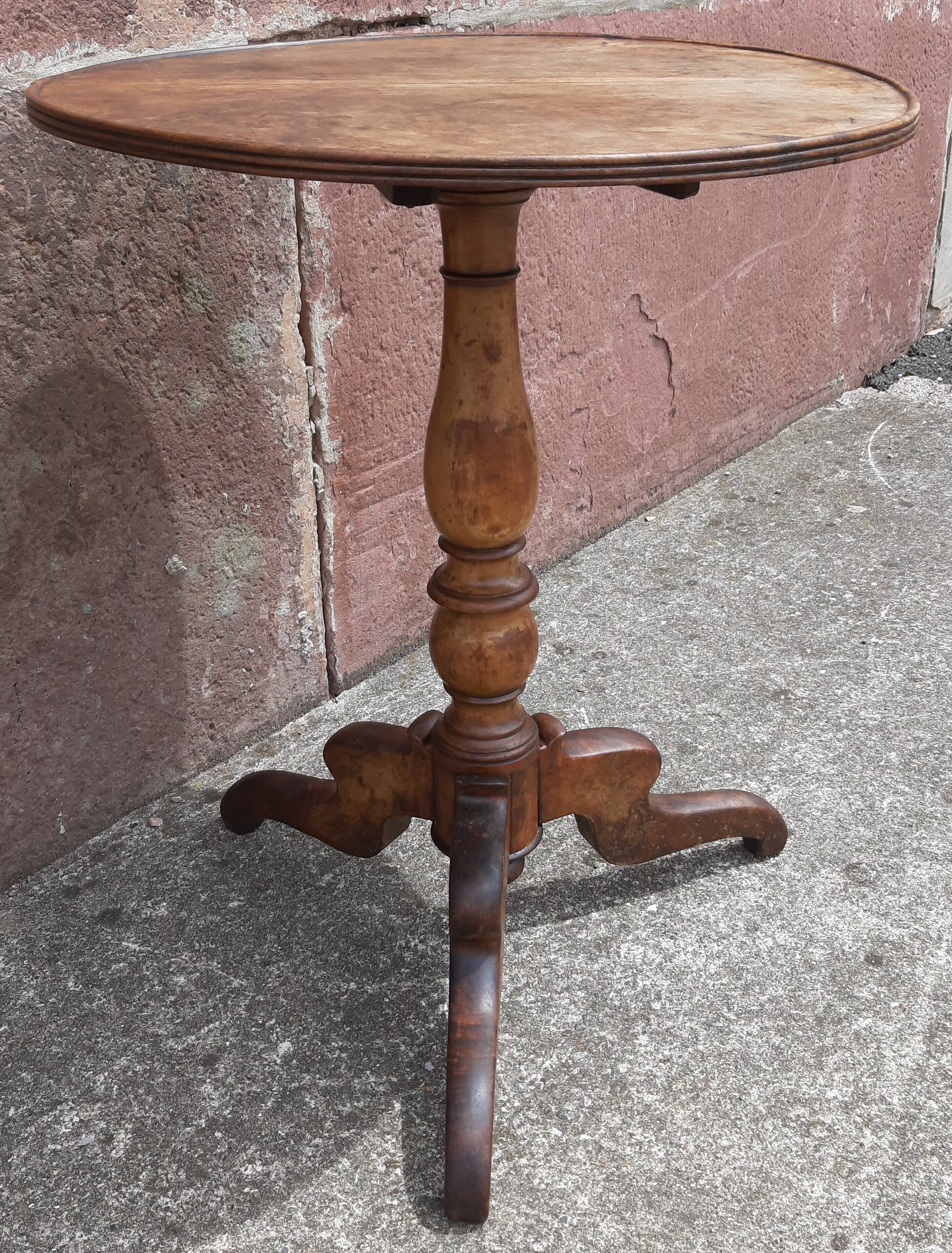 Tripod gueridon or Louis Philippe side table, cabaret top.