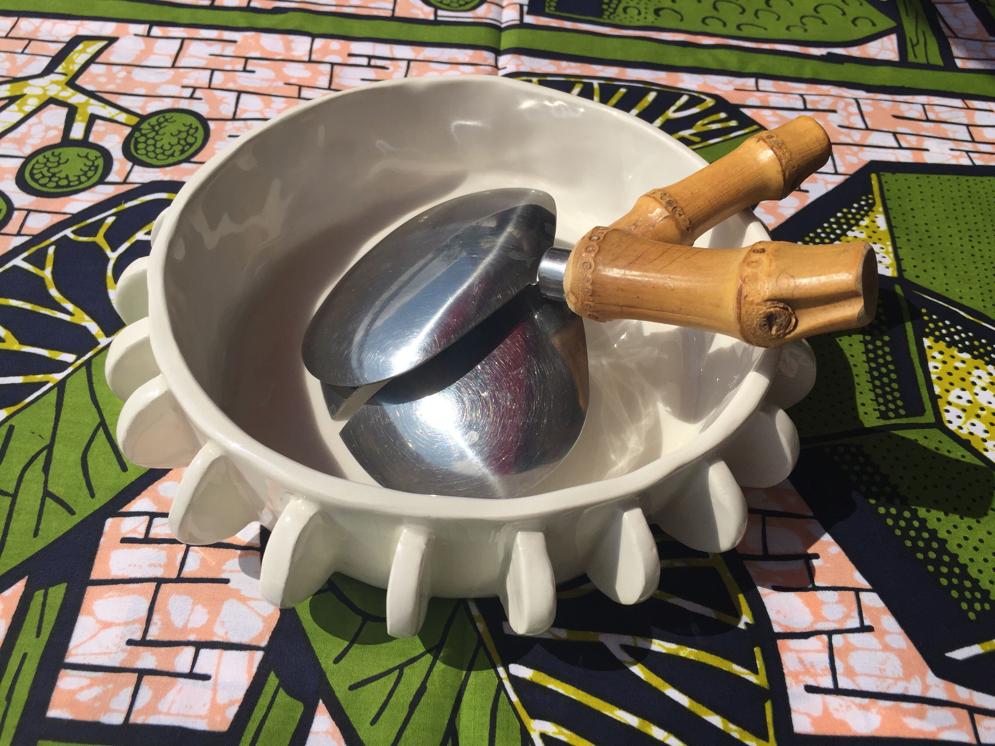 Round ceramic dish