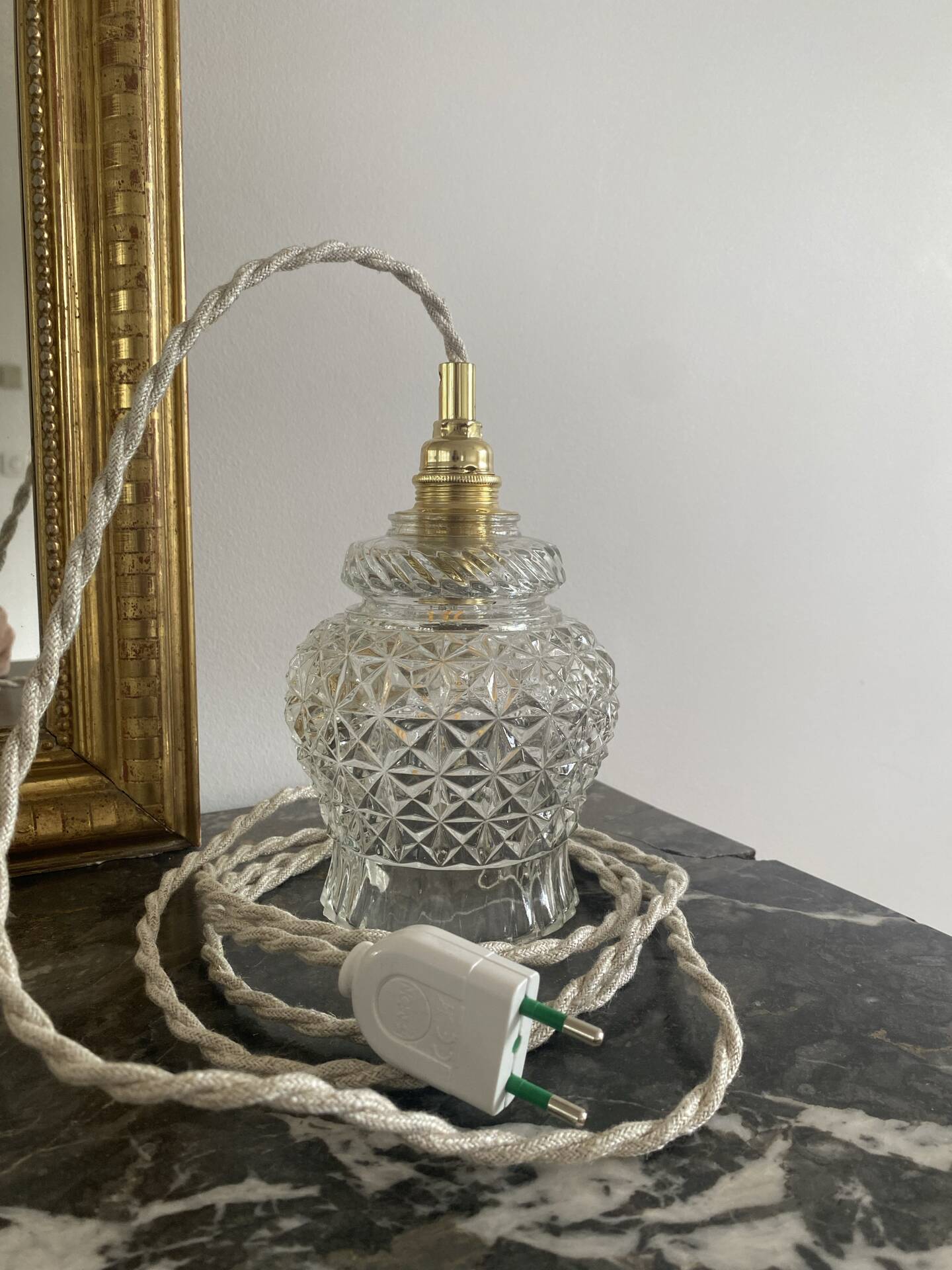 Baladeuse globe vintage en verre 