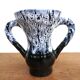 Vase dans le gout de Vallauris noir et blanc