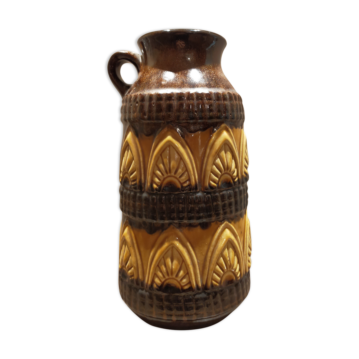 Uberlacker ceramic vase