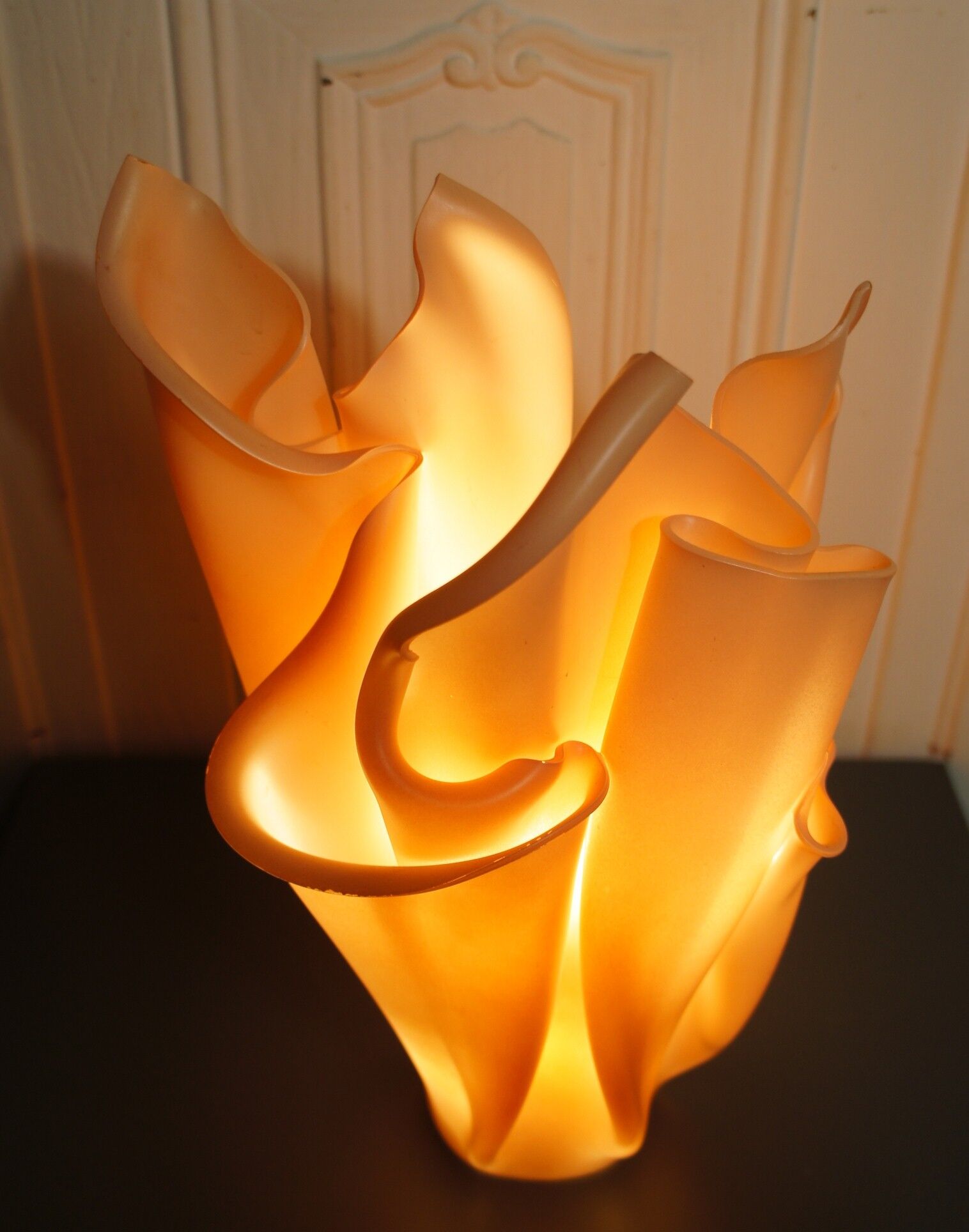 Resin "corolla" lamp circa 1980