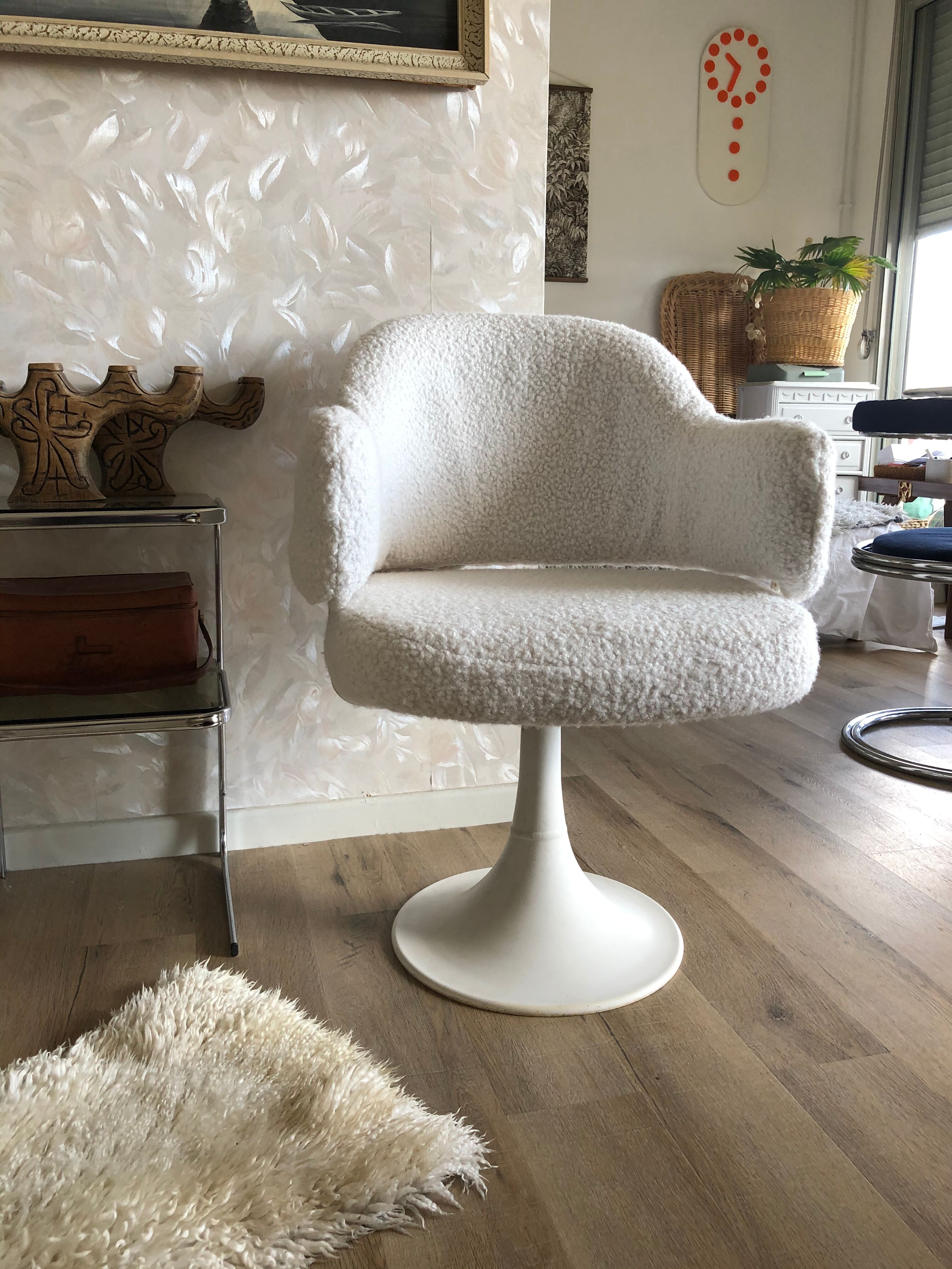 Chair 1970s tulip foot