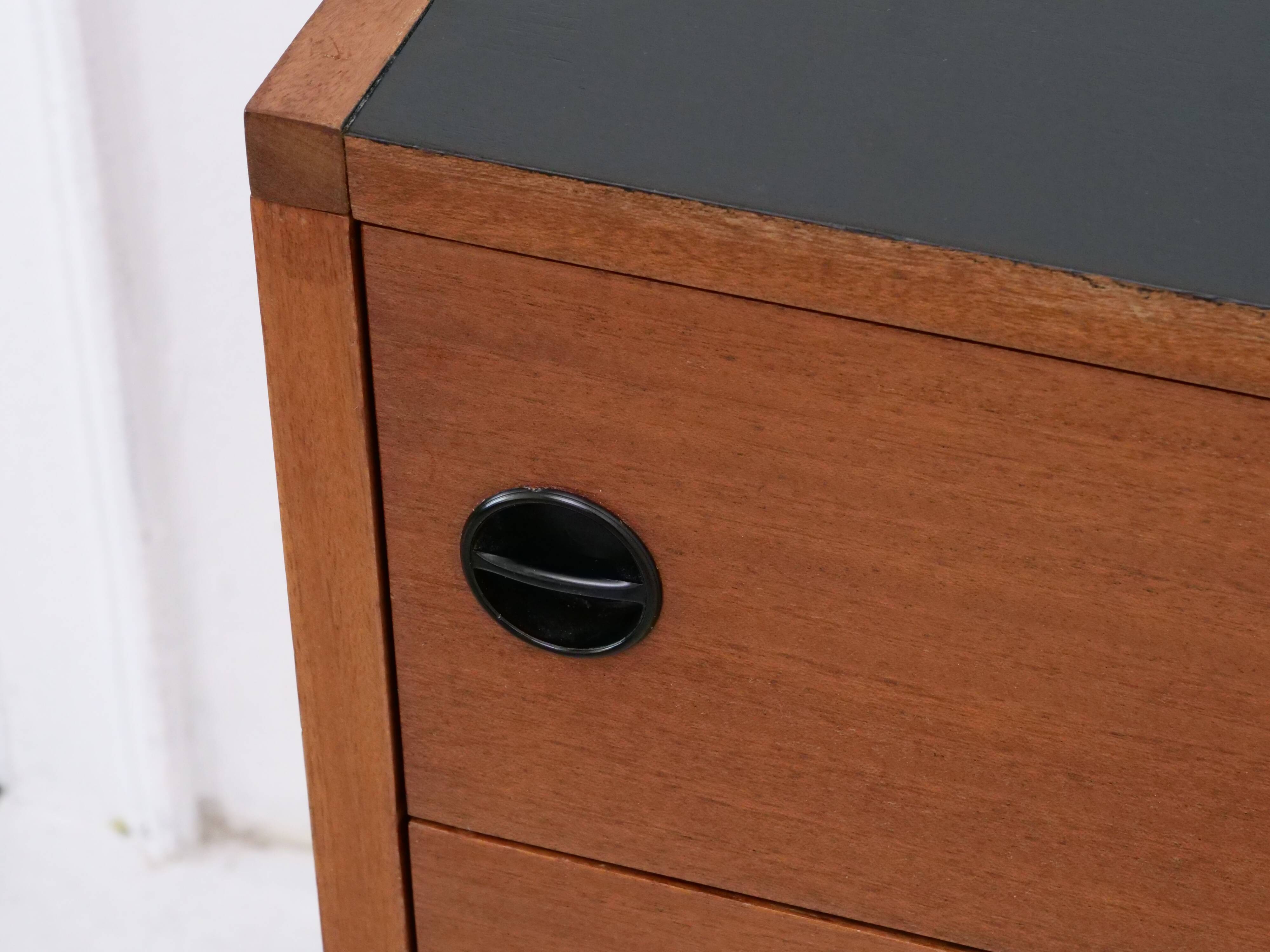 Commode à triroirs mid century design Français ARP Minvielle