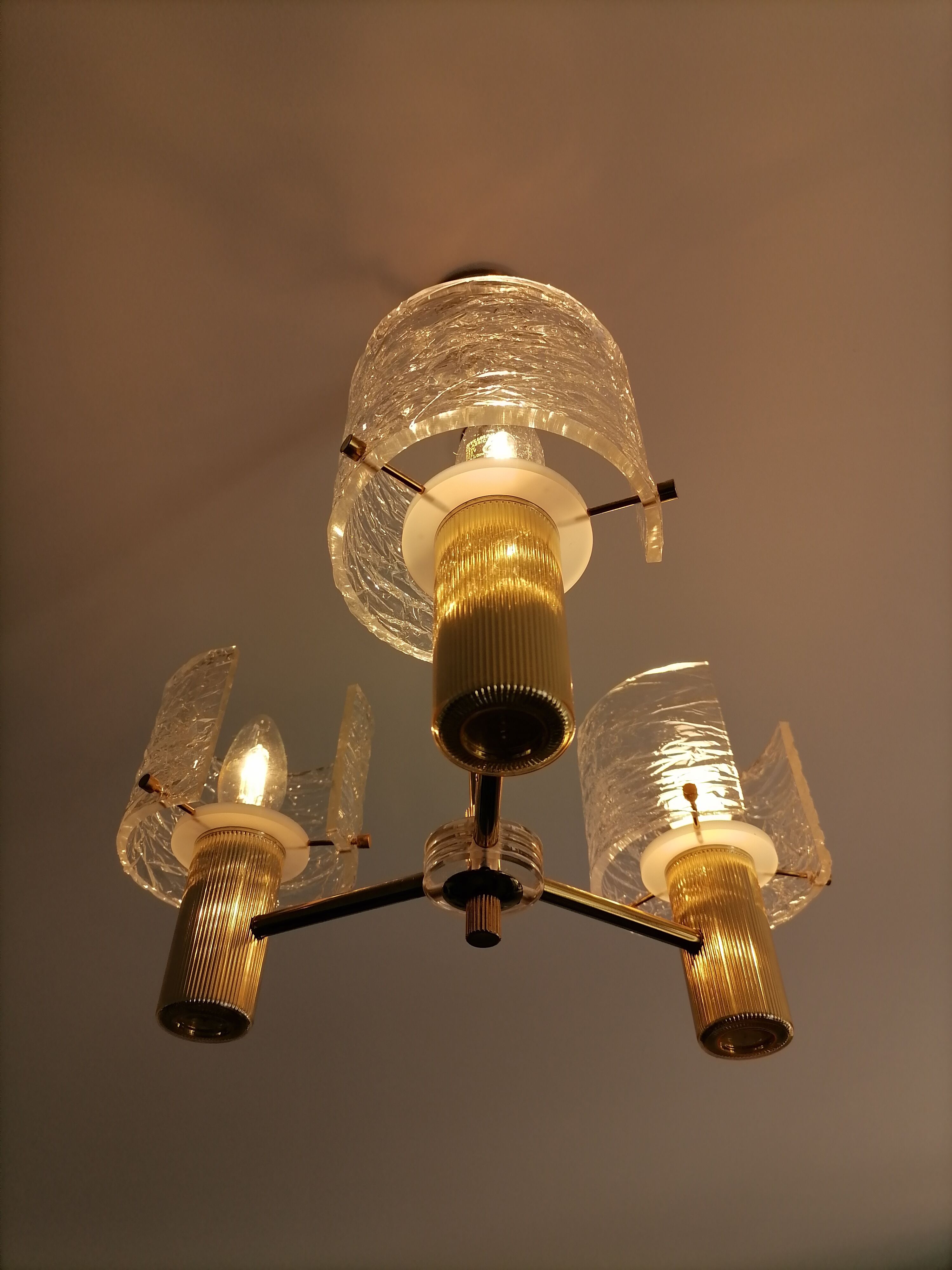 Golden Suspnsion 3 branches 1960s