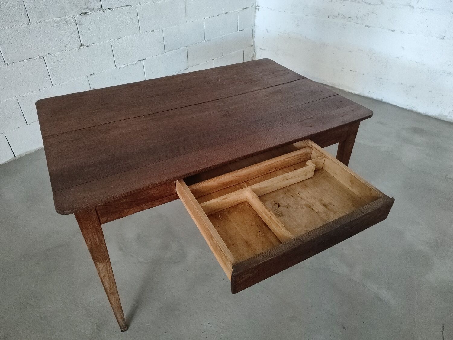 Vintage desk table