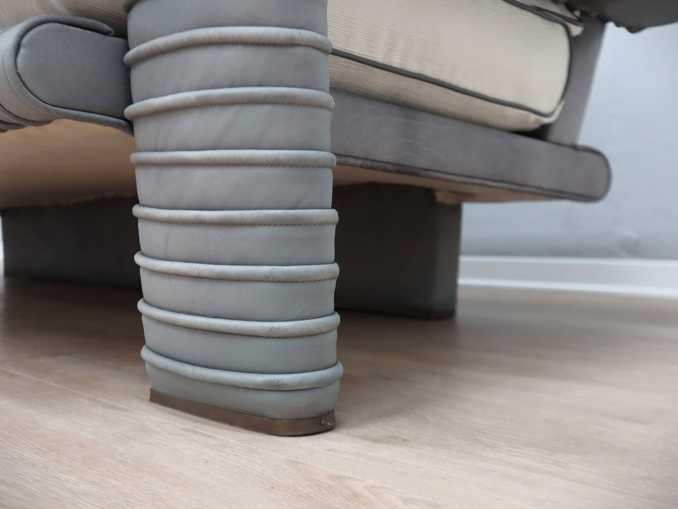 Vintage 3-seater sofa by Marzio Cecchi in ribbed leather 1970s