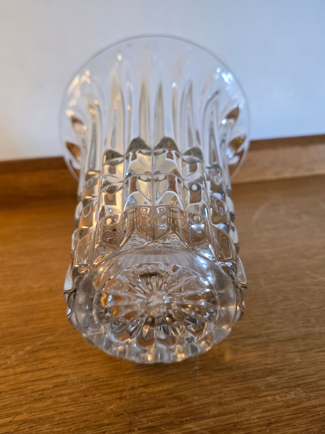 Vase en verre moulé 1950 Art Déco