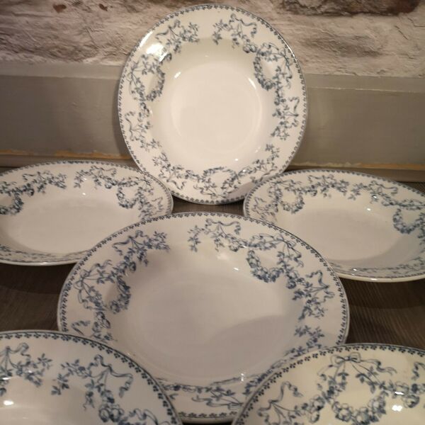 Série de 6 assiettes creuses en faïence de sarreguemines modèle Mozart bleu
