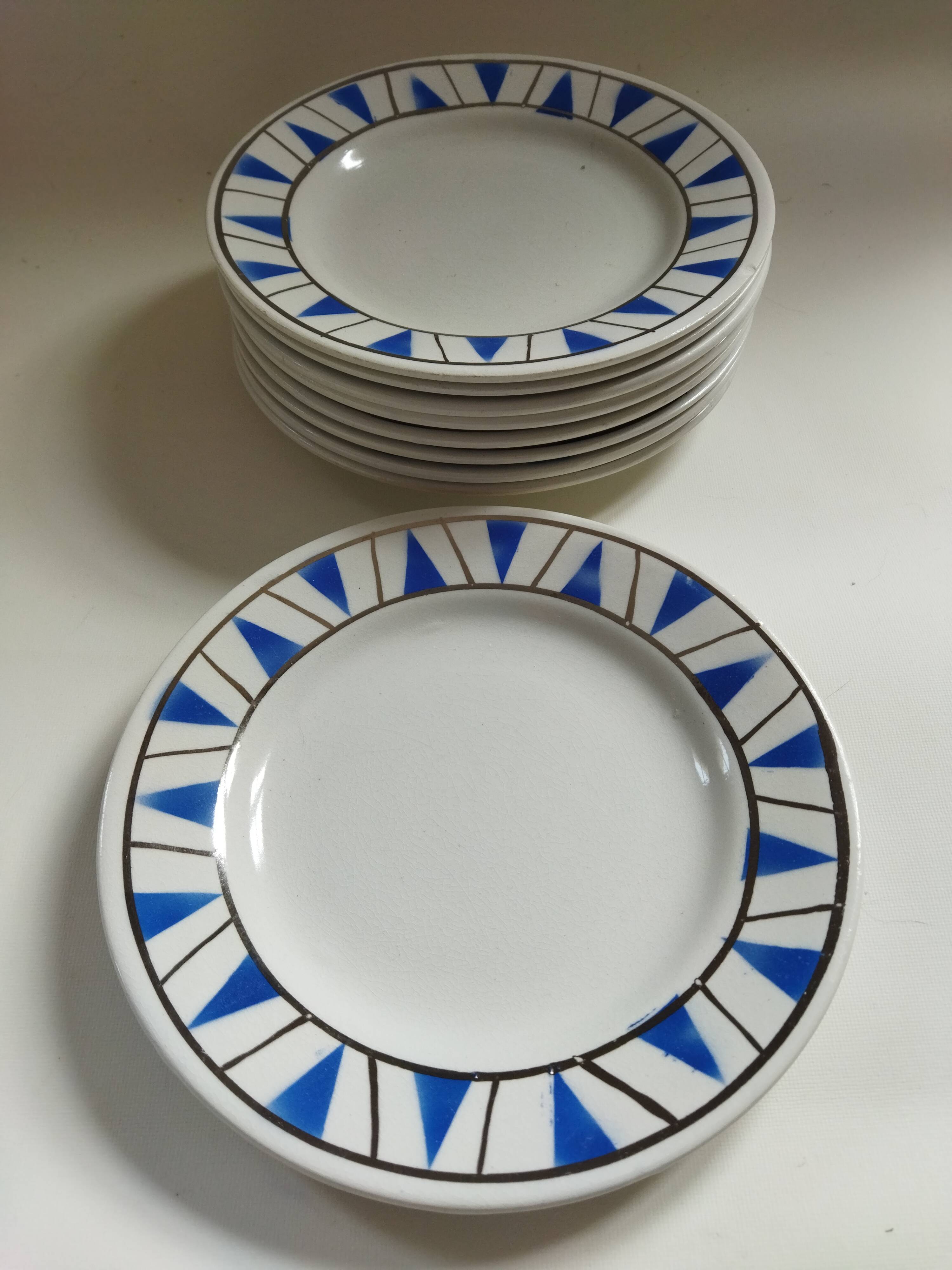 9 dessert plates Hamage & Moulin des Loups, Etoile bleu model