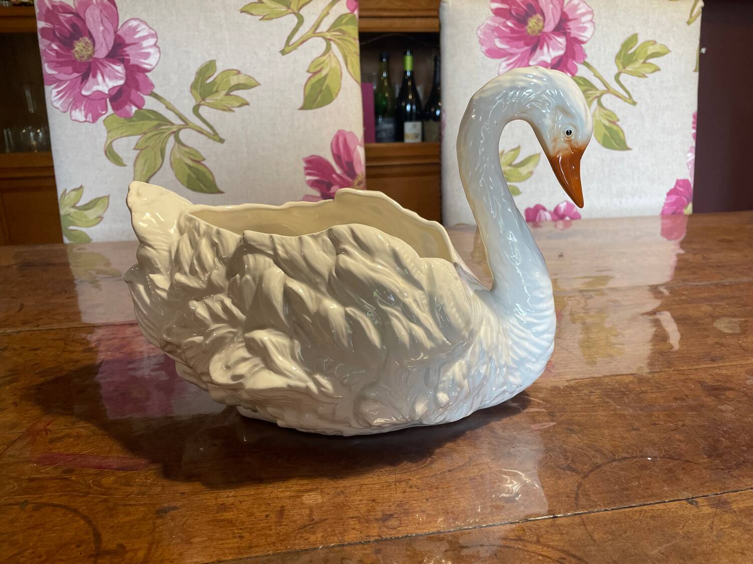 Swan slip pot cover