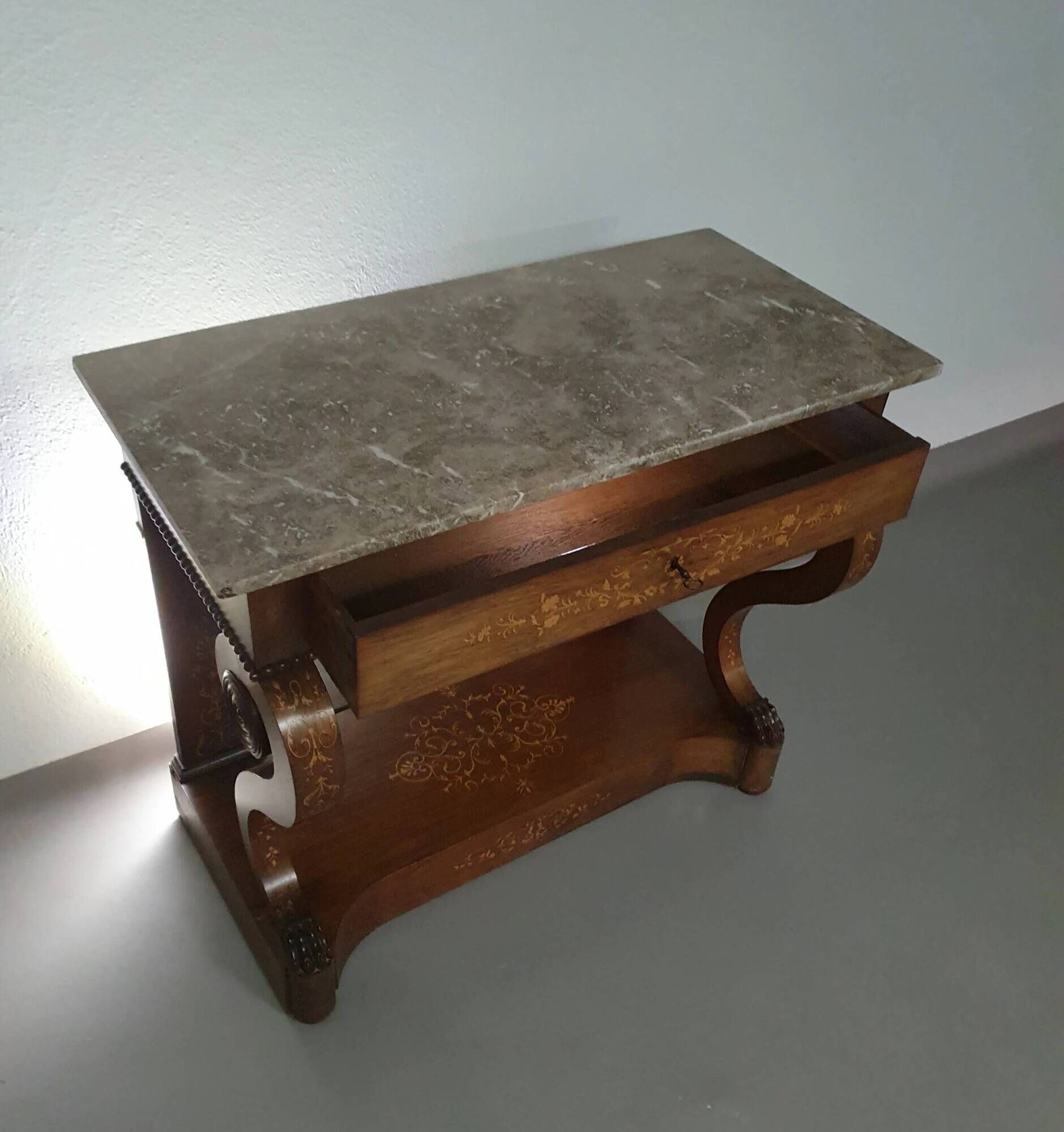 Trumeau / table d'appoint français des années 1830 avec marqueterie de bois