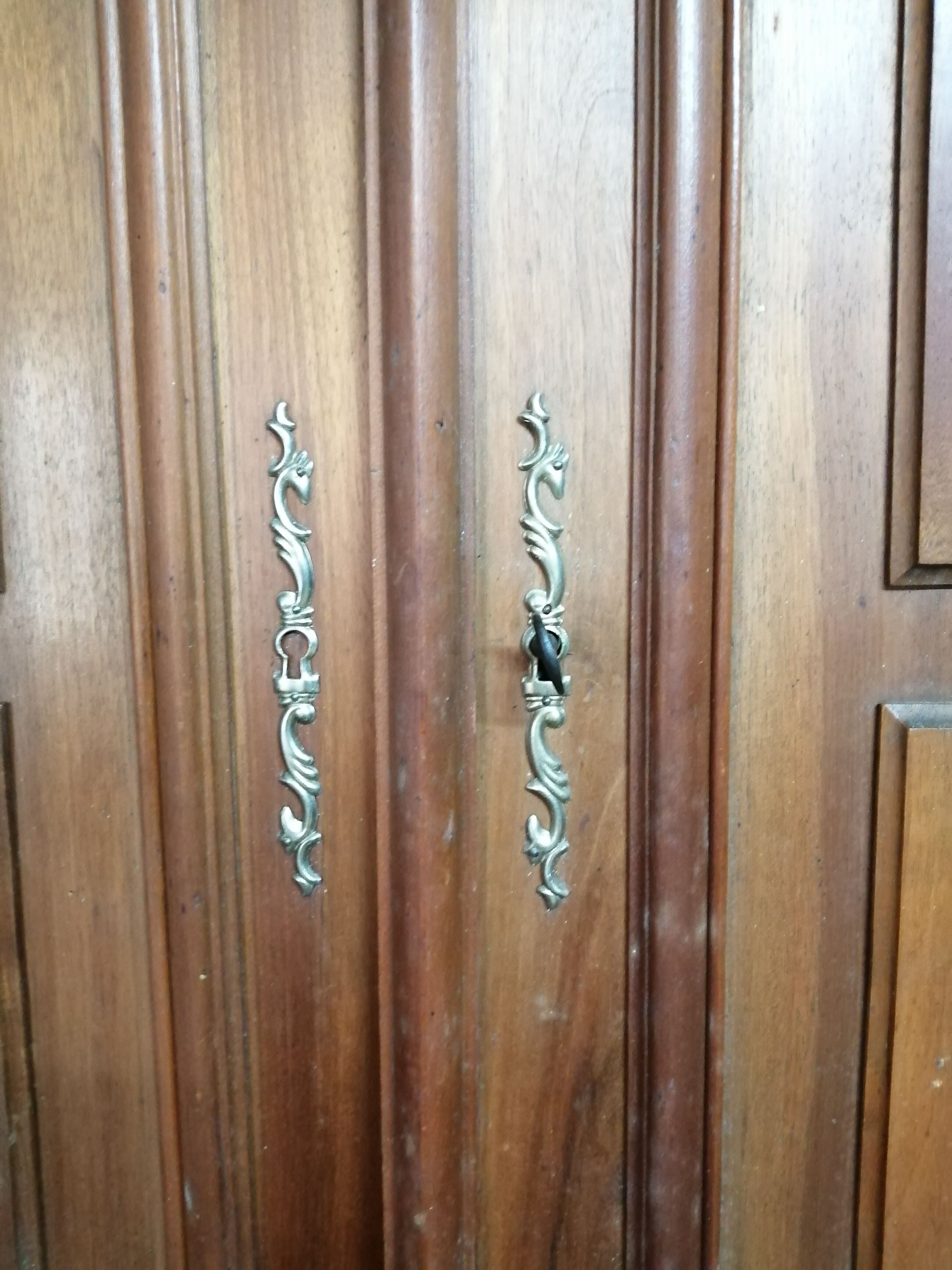 Buffet de Style Henri II 2 Corps