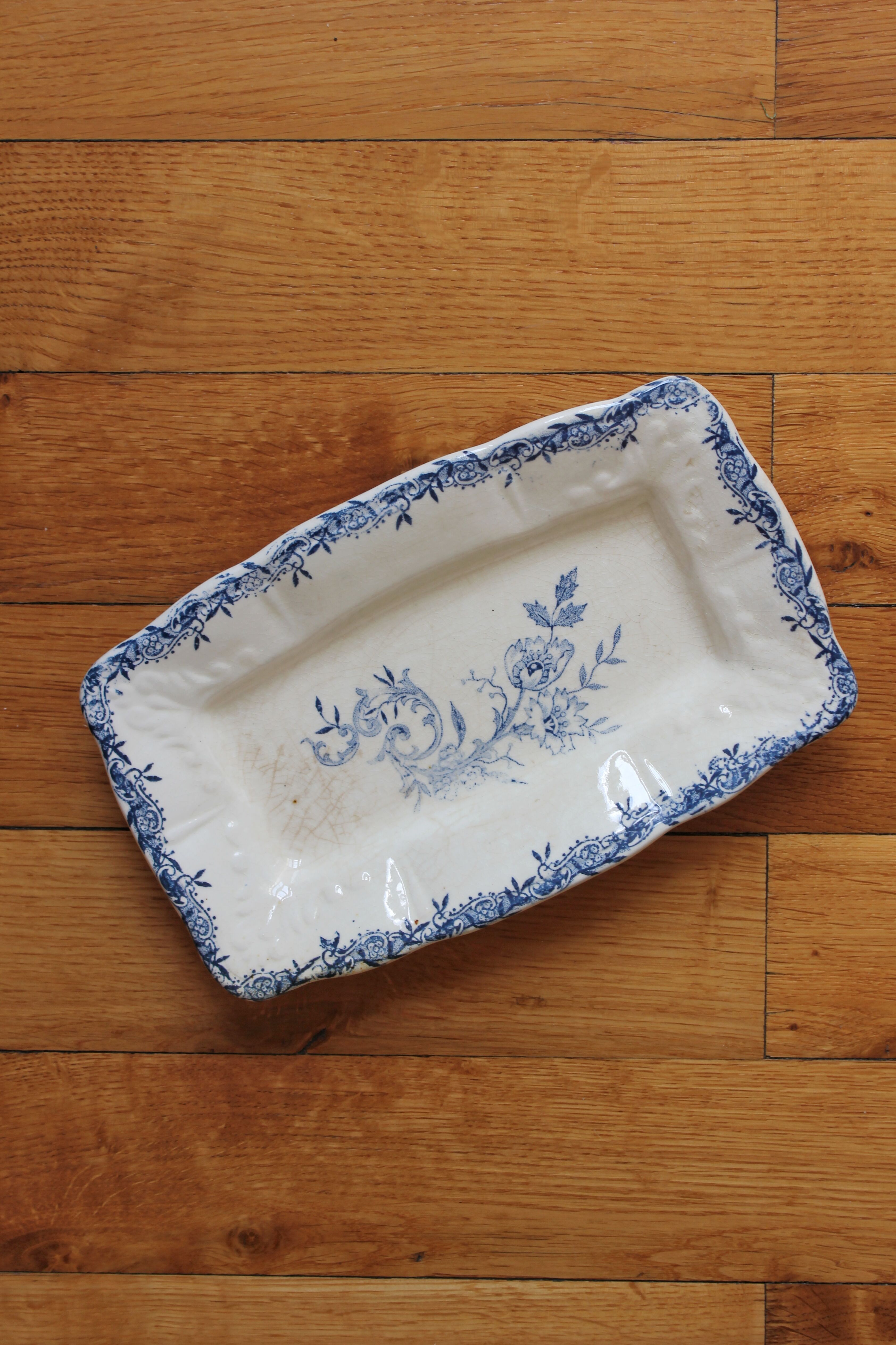 Ironware dish "Montespan" model Clairefontaine early 20th century