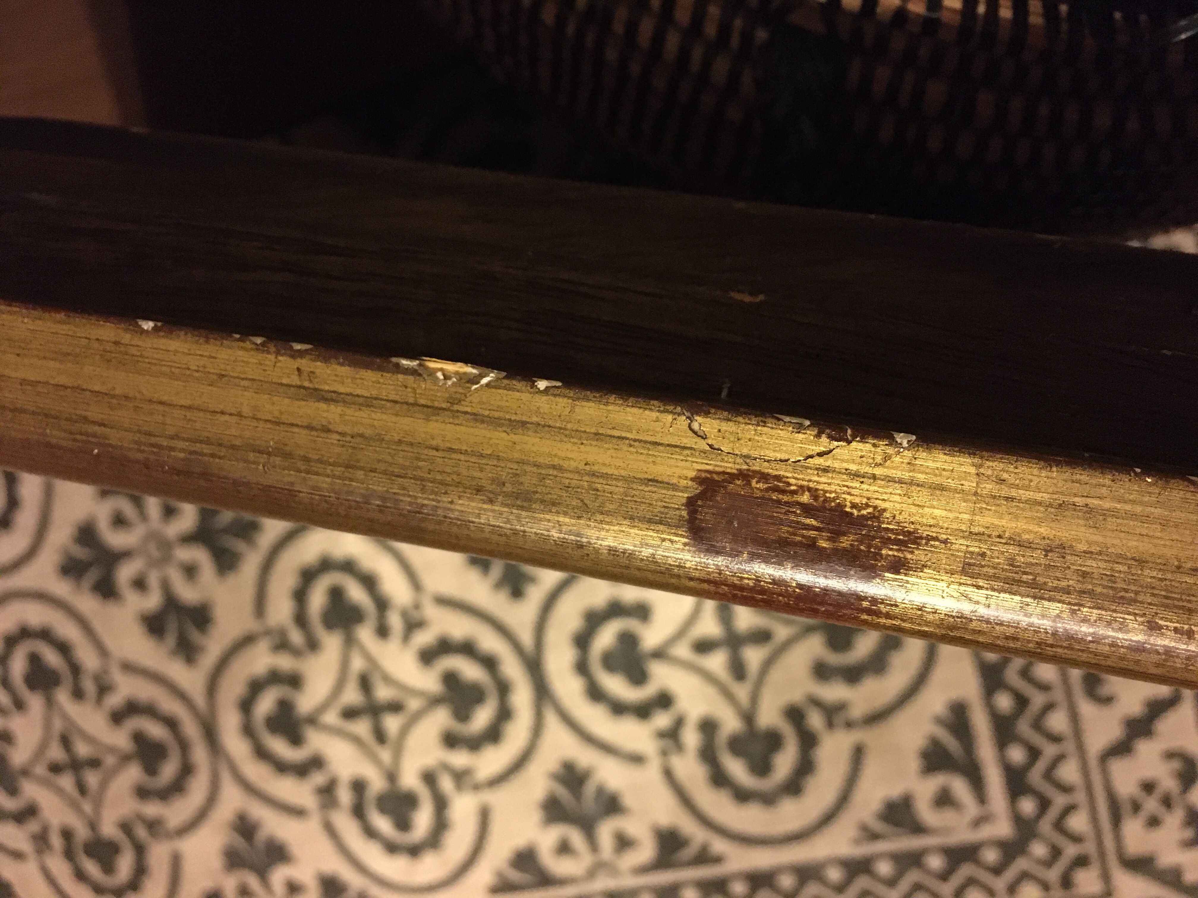 Golden mirror with 68 x 54 cm