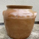 Brown stoneware jar pot