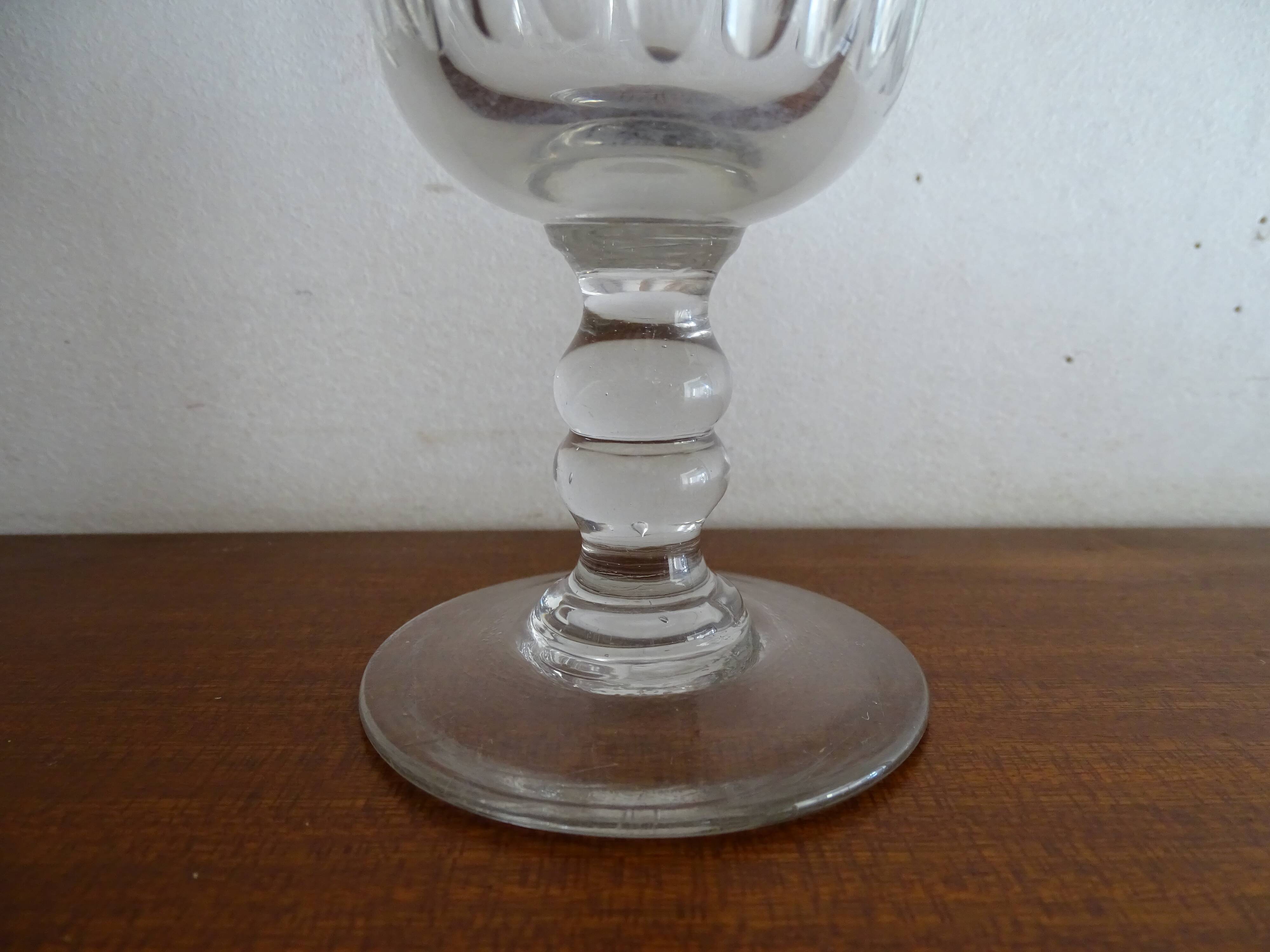 Old foot glass XIXth blown glass engraved flowers