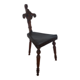 Antique tripod chair oporto lion head