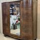 Armoire de chambre Art déco en loupe de noyer, travail des années 1940