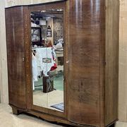 Art Deco bedroom wardrobe in walnut burl, made in the 1940s