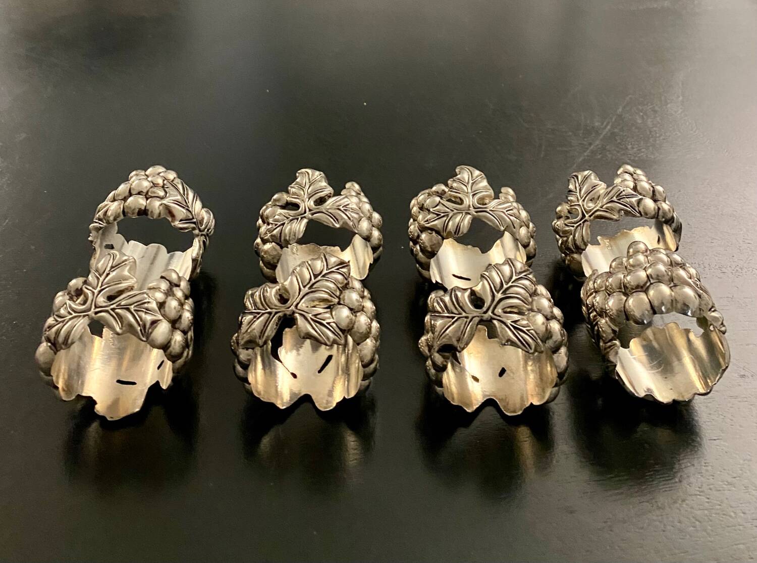 8 Silea France napkin rings grape pattern