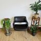 Fauteuil vintage en skaï marron et métal chromé signé Lapierre C.
