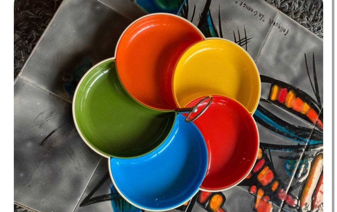 Vintage pop design aperitif platter Prisunic