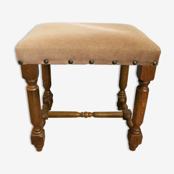 Wooden footrest and beige velvet