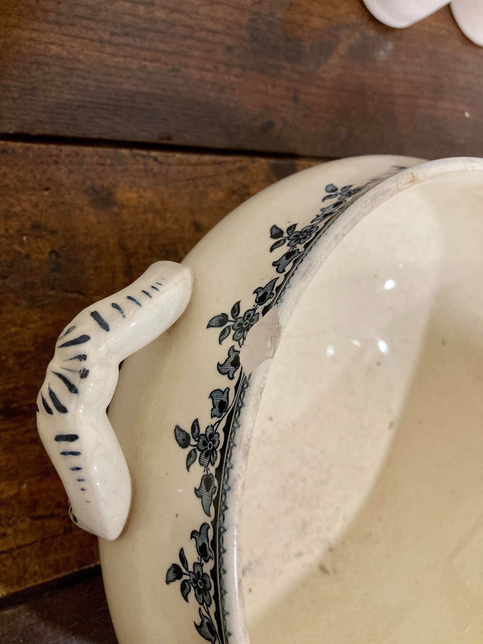 Soupière h. Boulenger - co.