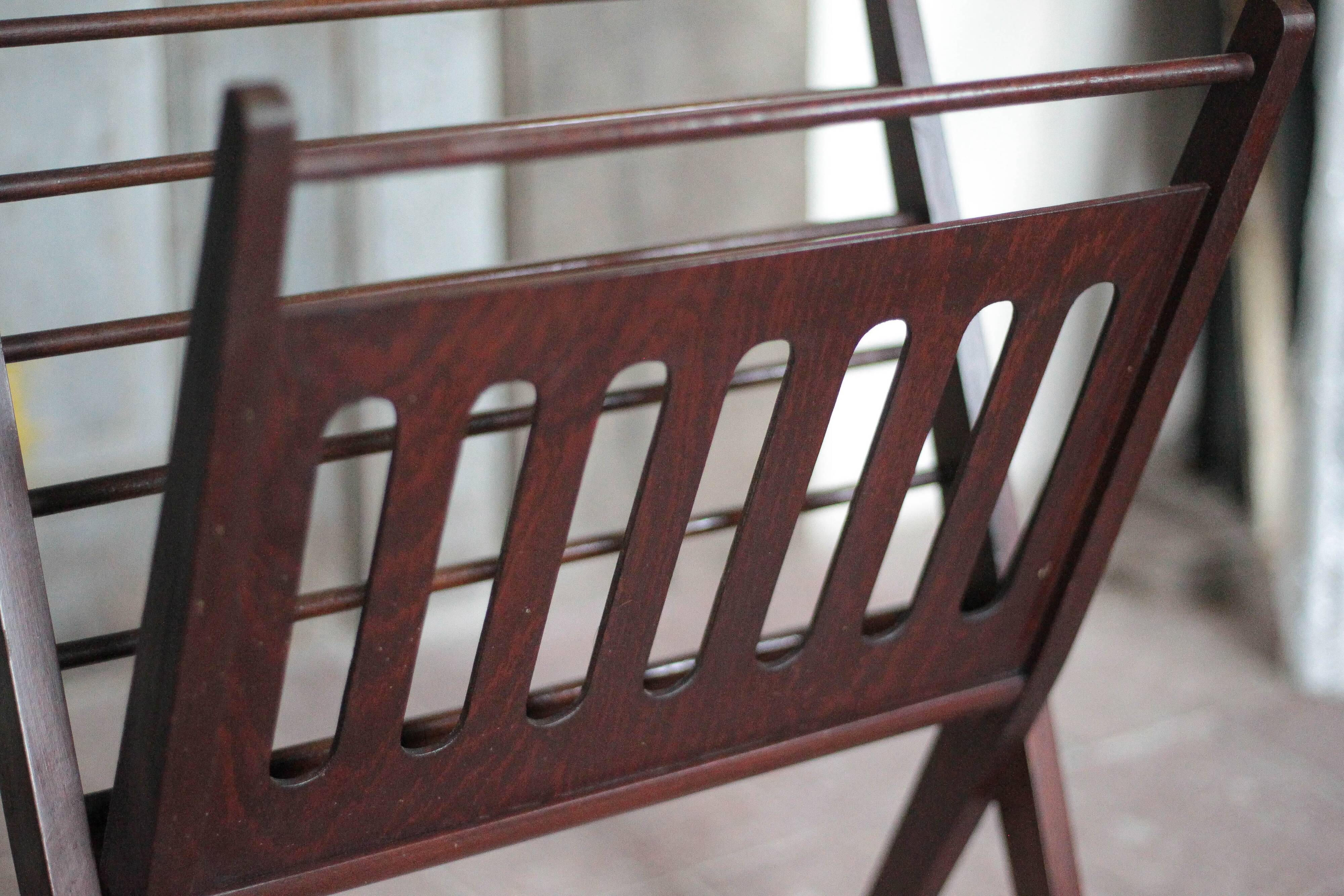 Cees Braakman vintage magazine rack, folding wooden magazine rack.