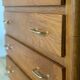 Commode vintage en chêne pied compas