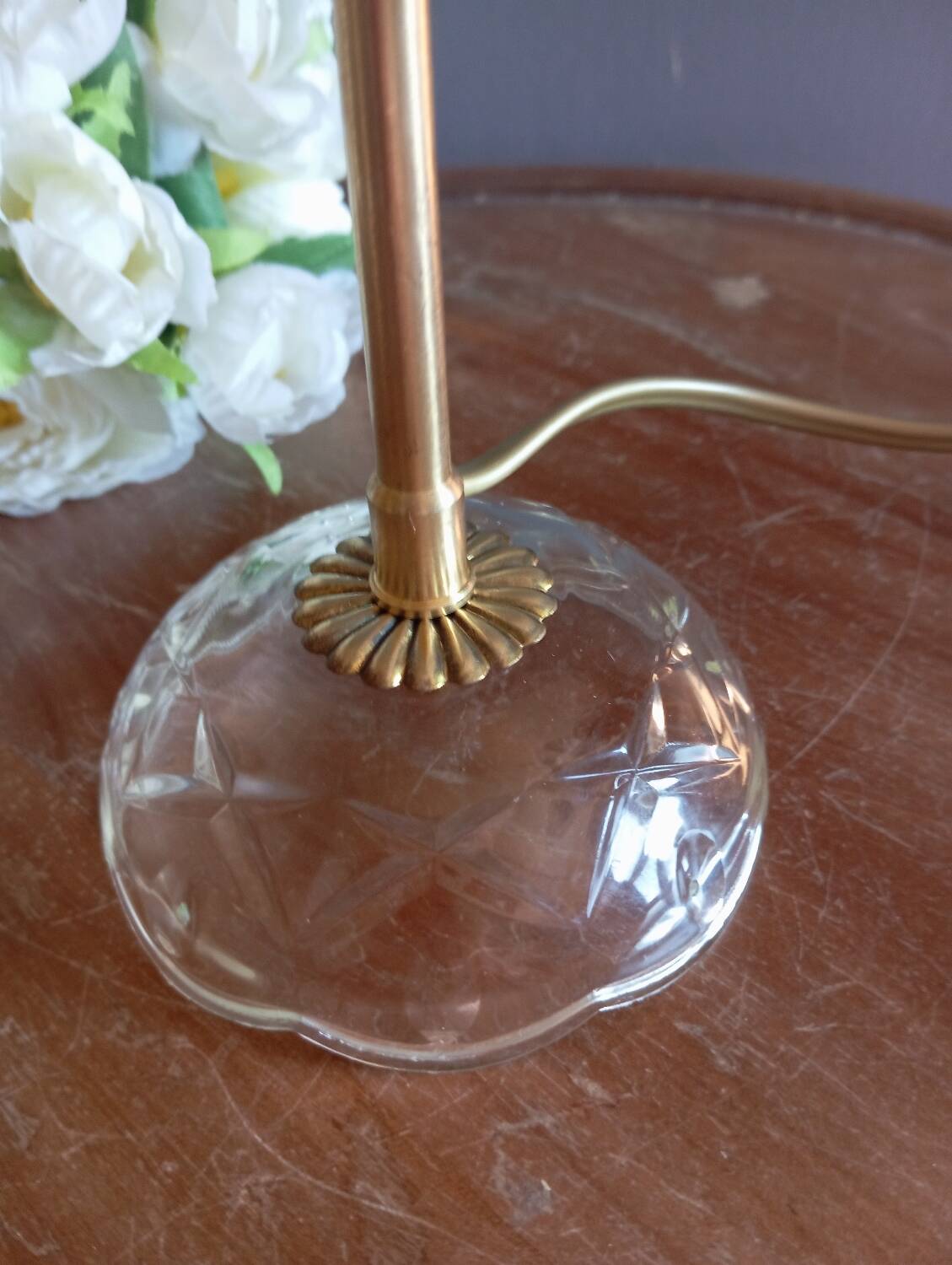 Lampe à poser verre pointe de diamant, vintage