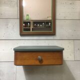 Hanging bedside drawer