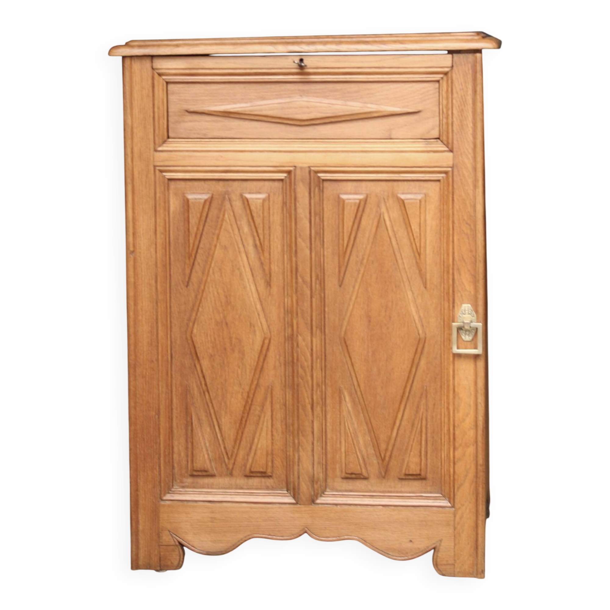 Art Deco jam cupboard in solid oak (circa 1930).