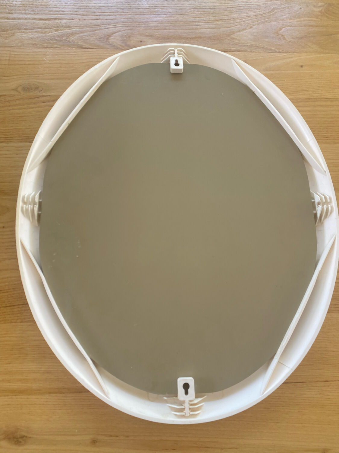 Bathroom mirror year 70