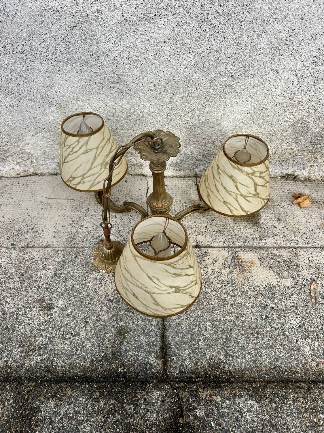 Antique Louis XV style chandelier in gilded bronze