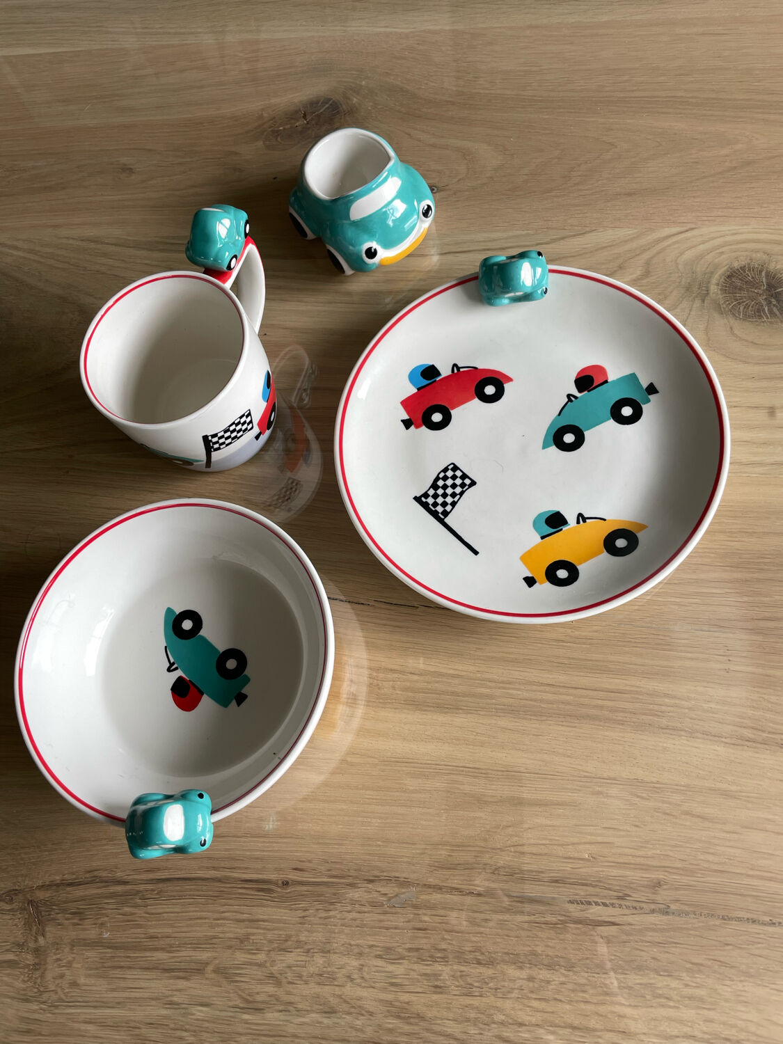 Children's tableware set