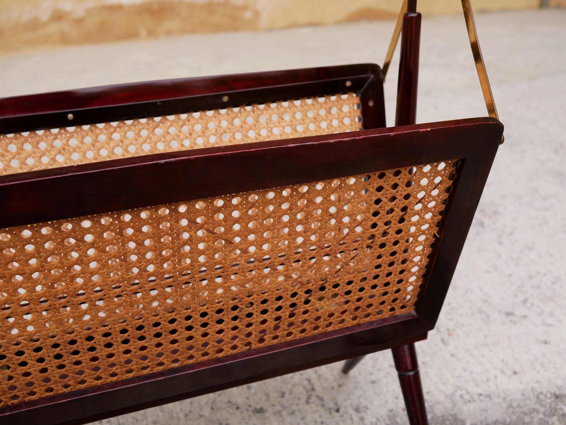 Folding magazine holder wood and caning by Cesare Lacca, made in Italy